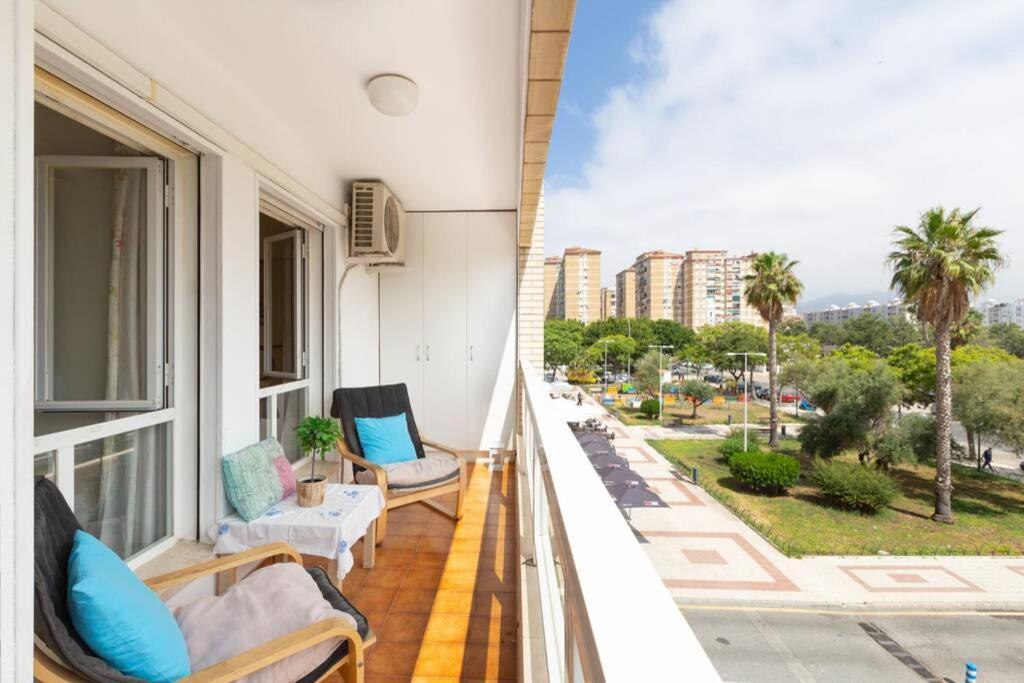 Playa Huelin Apartamento Apartamento Málaga Exterior foto